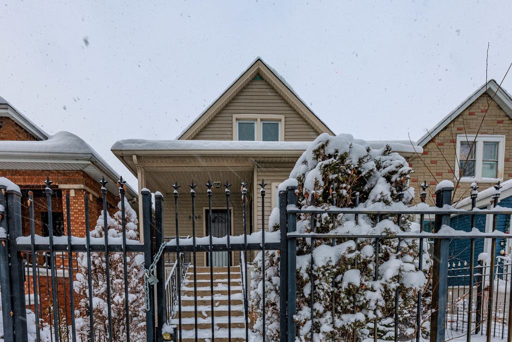 2446 W 69th Street, Chicago, IL 60629
