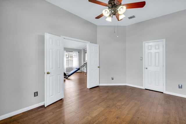 1065 Springhill Drive, Saginaw, TX 76179