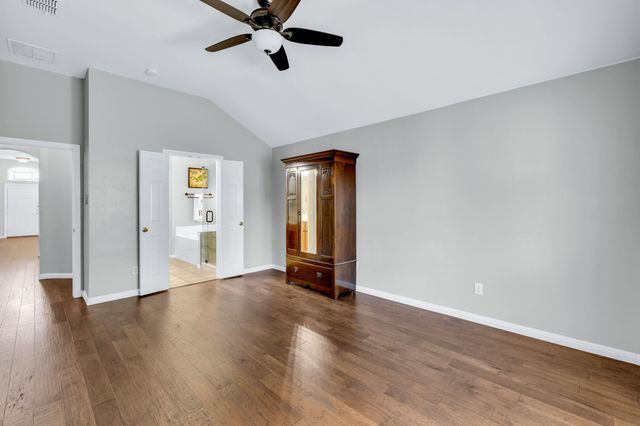 1065 Springhill Drive, Saginaw, TX 76179