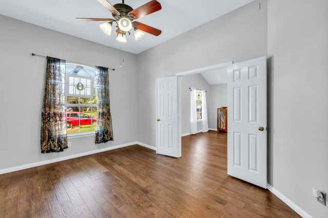 1065 Springhill Drive, Saginaw, TX 76179