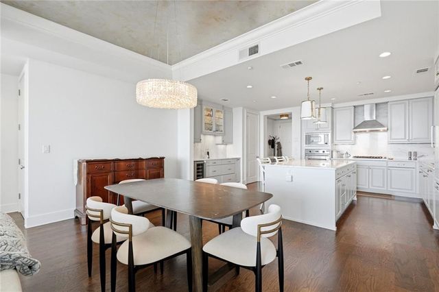 3630 Peachtree Road NE 2302, Atlanta, GA 30326