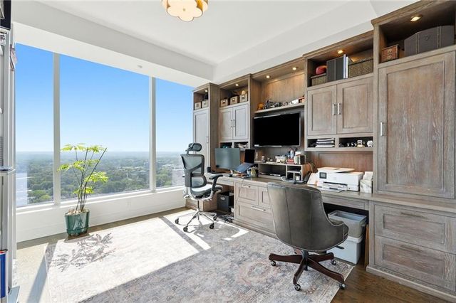 3630 Peachtree Road NE 2302, Atlanta, GA 30326