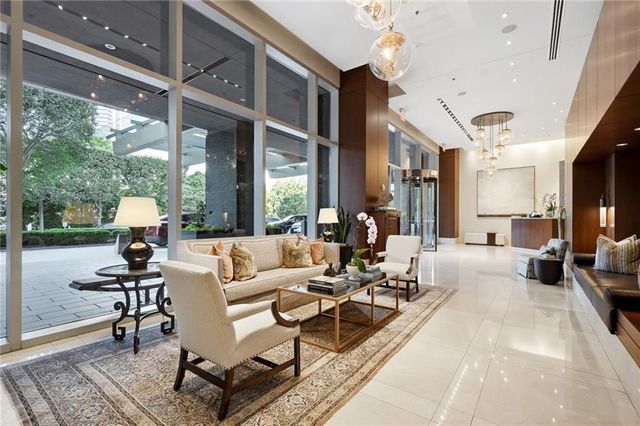 3630 Peachtree Road NE 2302, Atlanta, GA 30326