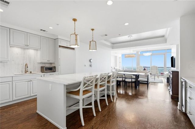 3630 Peachtree Road NE 2302, Atlanta, GA 30326