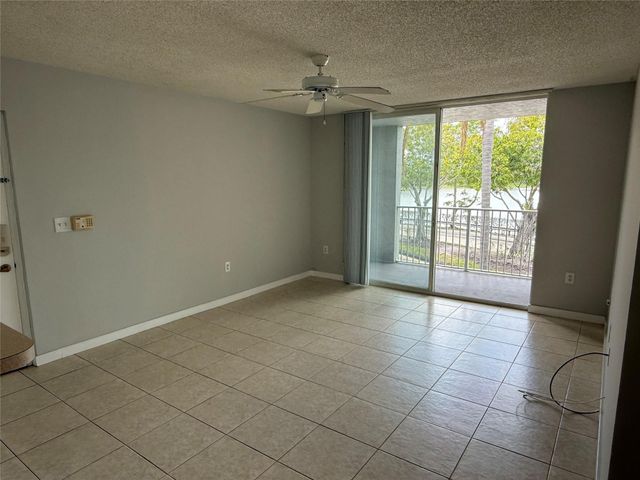 11165 SW 6th Street 204, Pembroke Pines, FL 33025