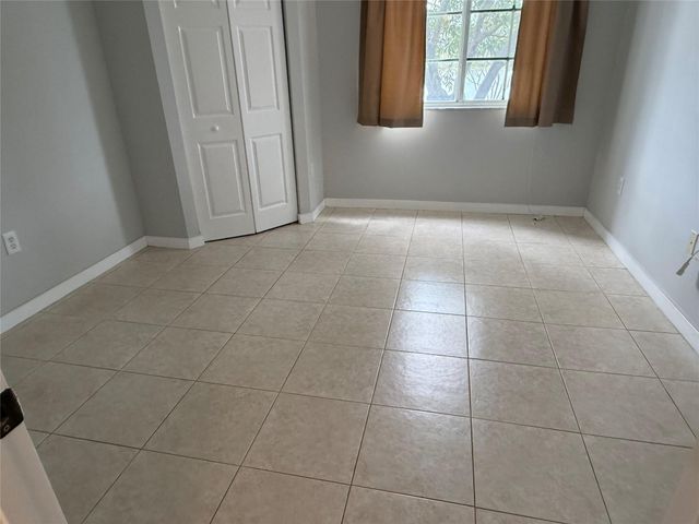 11165 SW 6th Street 204, Pembroke Pines, FL 33025
