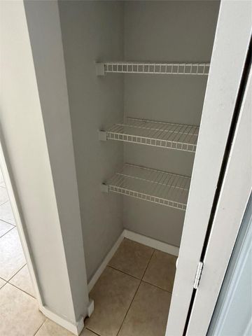 11165 SW 6th Street 204, Pembroke Pines, FL 33025