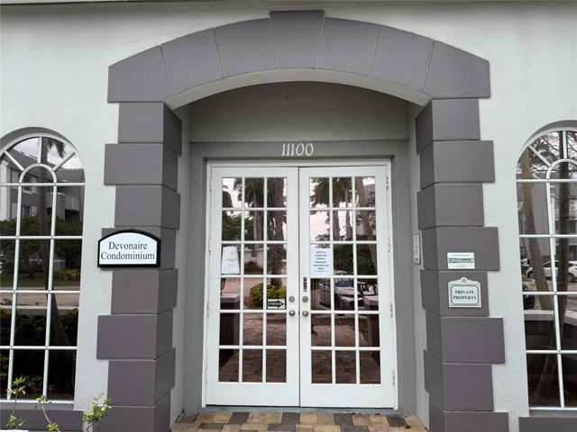 11165 SW 6th Street 204, Pembroke Pines, FL 33025