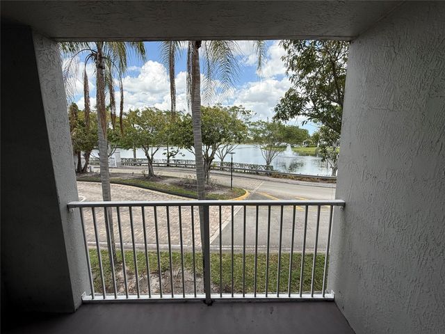11165 SW 6th Street 204, Pembroke Pines, FL 33025