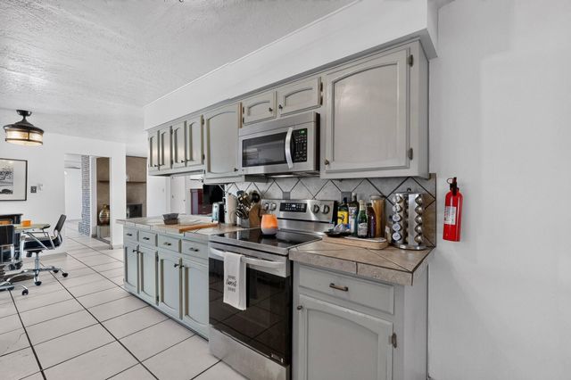 1213 San Pablo Street NE, Albuquerque, NM 87110