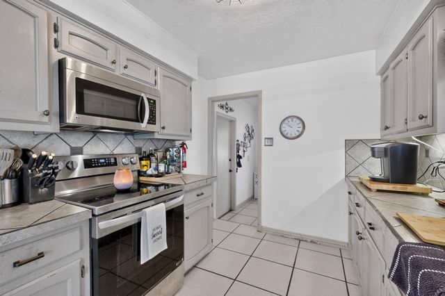 1213 San Pablo Street NE, Albuquerque, NM 87110