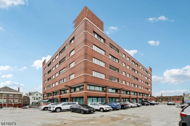 41 Wilson Ave 5 k, Newark City, NJ 07105