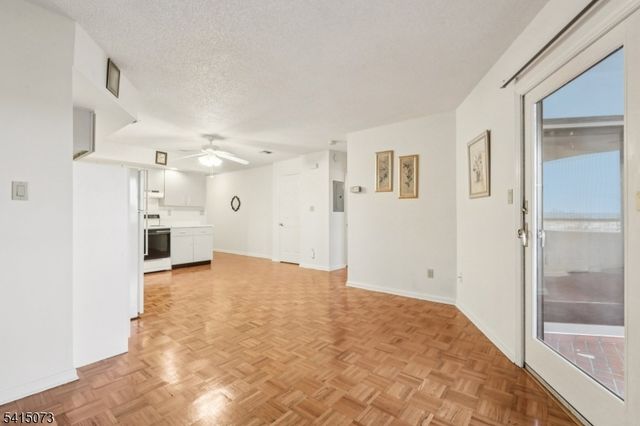 41 Wilson Ave 5 k, Newark City, NJ 07105