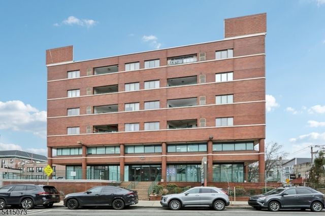 41 Wilson Ave 5 k, Newark City, NJ 07105