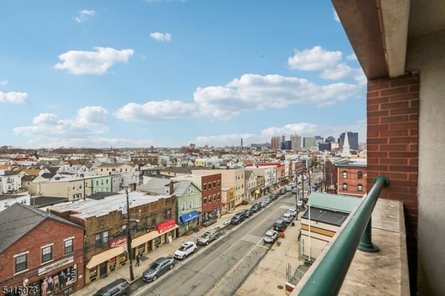 41 Wilson Ave 5 k, Newark City, NJ 07105