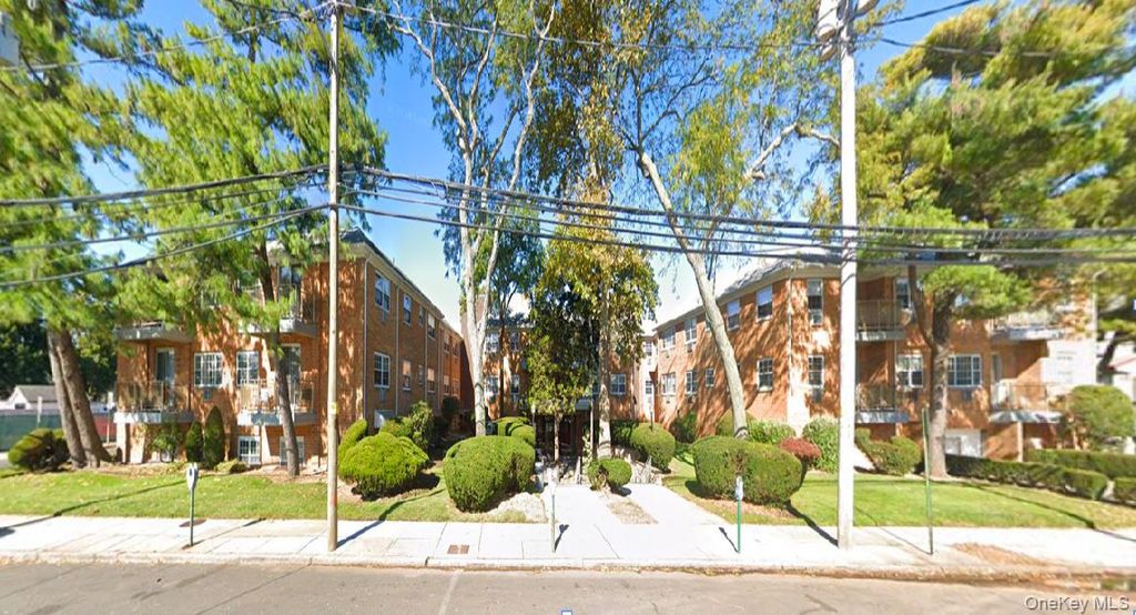 151 Union Avenue, Lynbrook, NY 11563