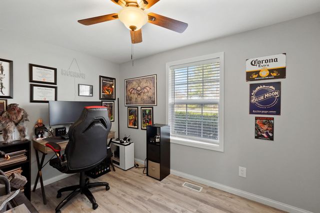 252 N 750 W, Valparaiso, IN 46385