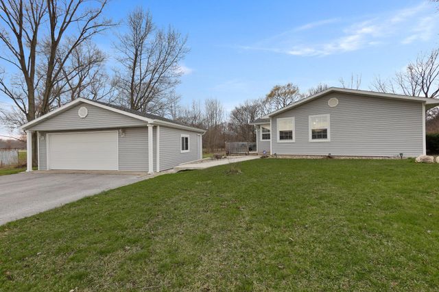 252 N 750 W, Valparaiso, IN 46385