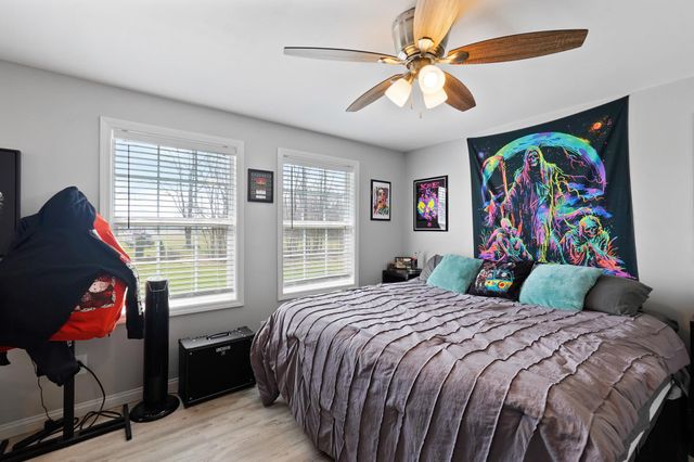 252 N 750 W, Valparaiso, IN 46385