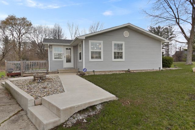 252 N 750 W, Valparaiso, IN 46385