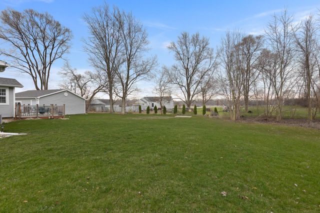 252 N 750 W, Valparaiso, IN 46385