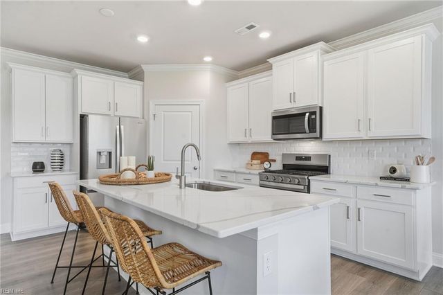 1275 Kidbrooke ST, Chesapeake, VA 23322