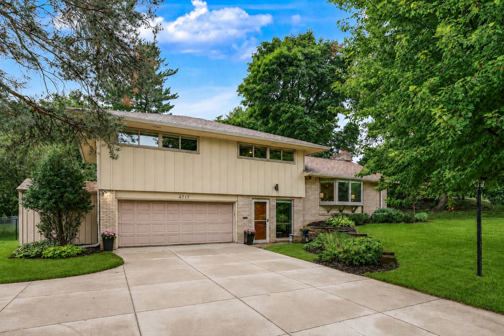 4717 Glenwood Avenue, Golden Valley, MN 55422 — exterior