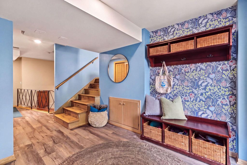 4717 Glenwood Avenue, Golden Valley, MN 55422 — photo 3