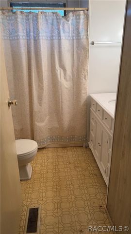 5291 W Blade Lane, Dunnellon, FL 34433