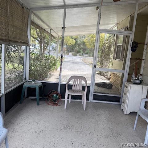 5291 W Blade Lane, Dunnellon, FL 34433
