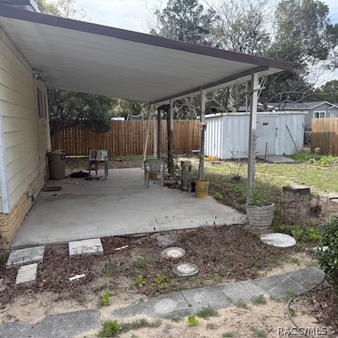 5291 W Blade Lane, Dunnellon, FL 34433