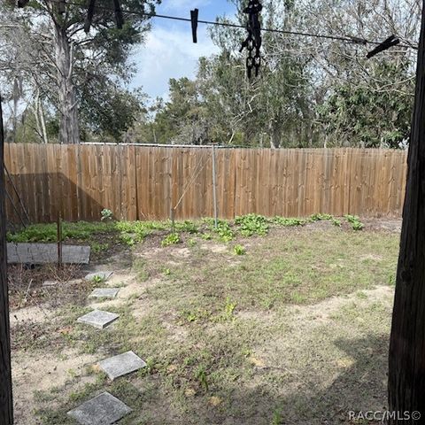 5291 W Blade Lane, Dunnellon, FL 34433