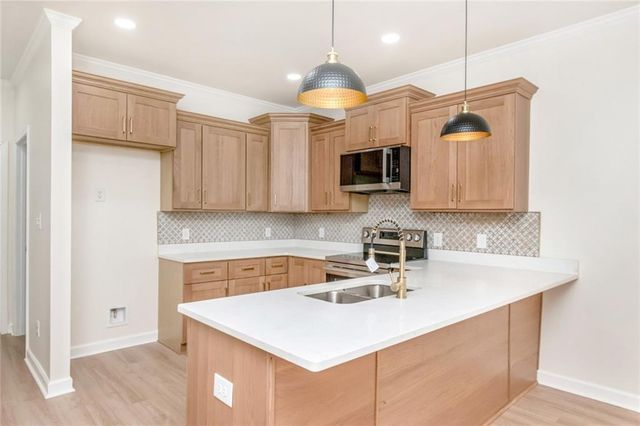 567 Felhorn Road E, Mobile, AL 36608