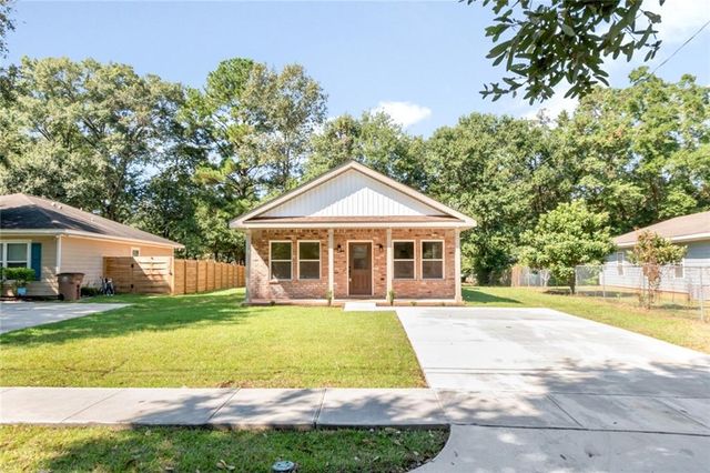 567 Felhorn Road E, Mobile, AL 36608