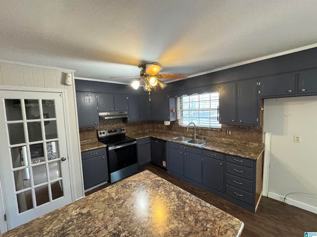 135 MERRIMONT DRIVE, Hueytown, AL 35023