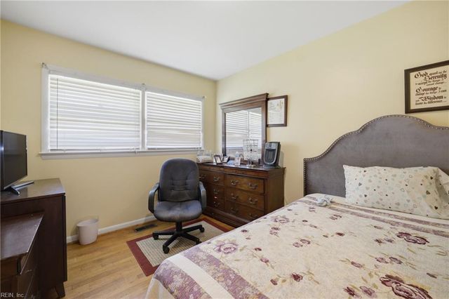 734 Milton DR, Hampton, VA 23666