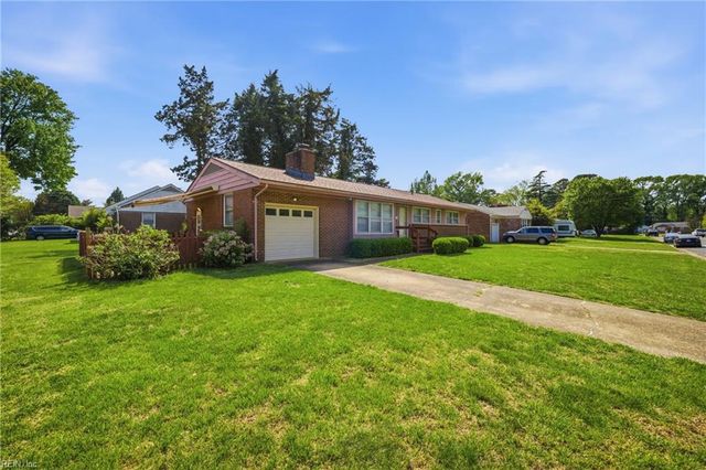 734 Milton DR, Hampton, VA 23666