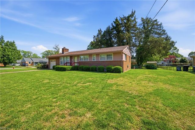 734 Milton DR, Hampton, VA 23666