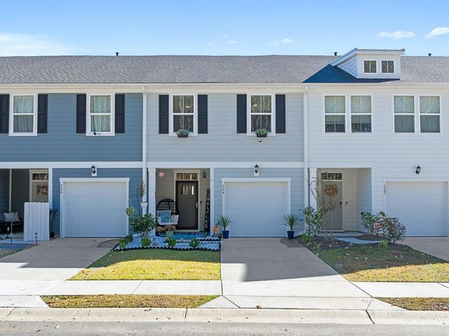 524 Trotters Lane, Moncks Corner, SC 29461