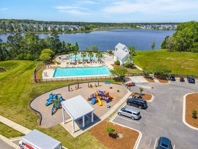 524 Trotters Lane, Moncks Corner, SC 29461