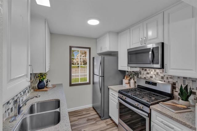 10606 Aderman Avenue 5, San Diego, CA 92126