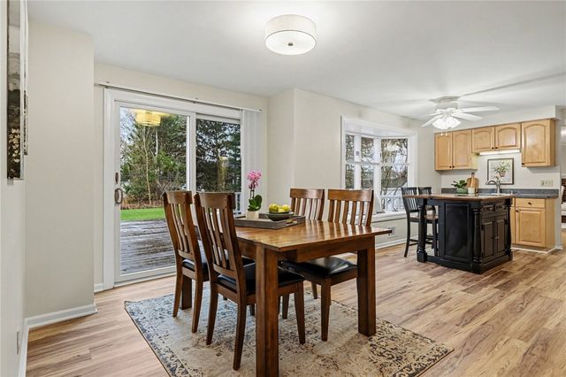 26 Timberline Dr, Penfield, NY 14526