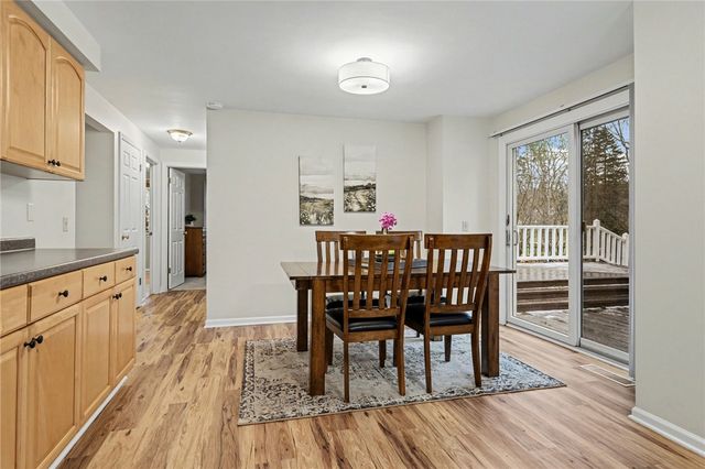 26 Timberline Dr, Penfield, NY 14526