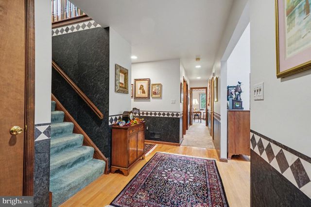 212 SHEEP HILL RD, Schaefferstown, PA 17088