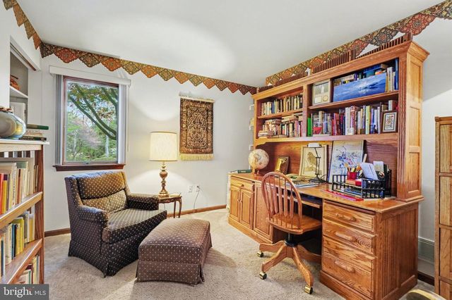 212 SHEEP HILL RD, Schaefferstown, PA 17088