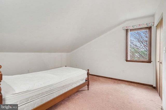 212 SHEEP HILL RD, Schaefferstown, PA 17088