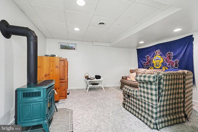 212 SHEEP HILL RD, Schaefferstown, PA 17088