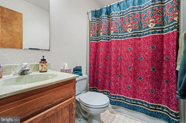 212 SHEEP HILL RD, Schaefferstown, PA 17088