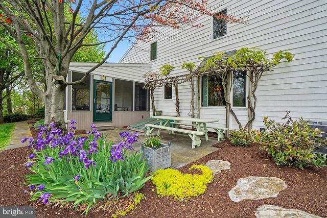 212 SHEEP HILL RD, Schaefferstown, PA 17088