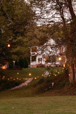 5297 Old Harding Rd, Franklin, TN 37064